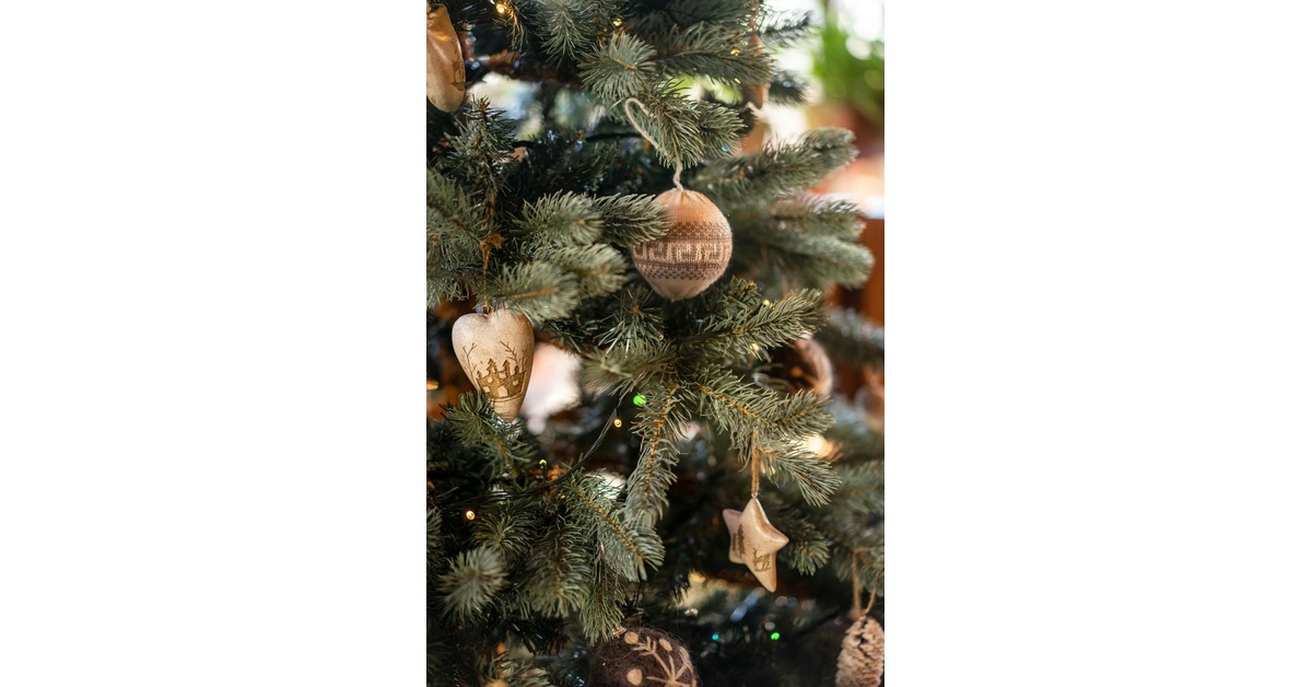 vintage ceramic christmas tree